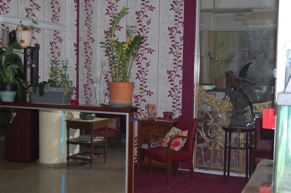 Hotel Jean Bart パリ エクステリア 写真